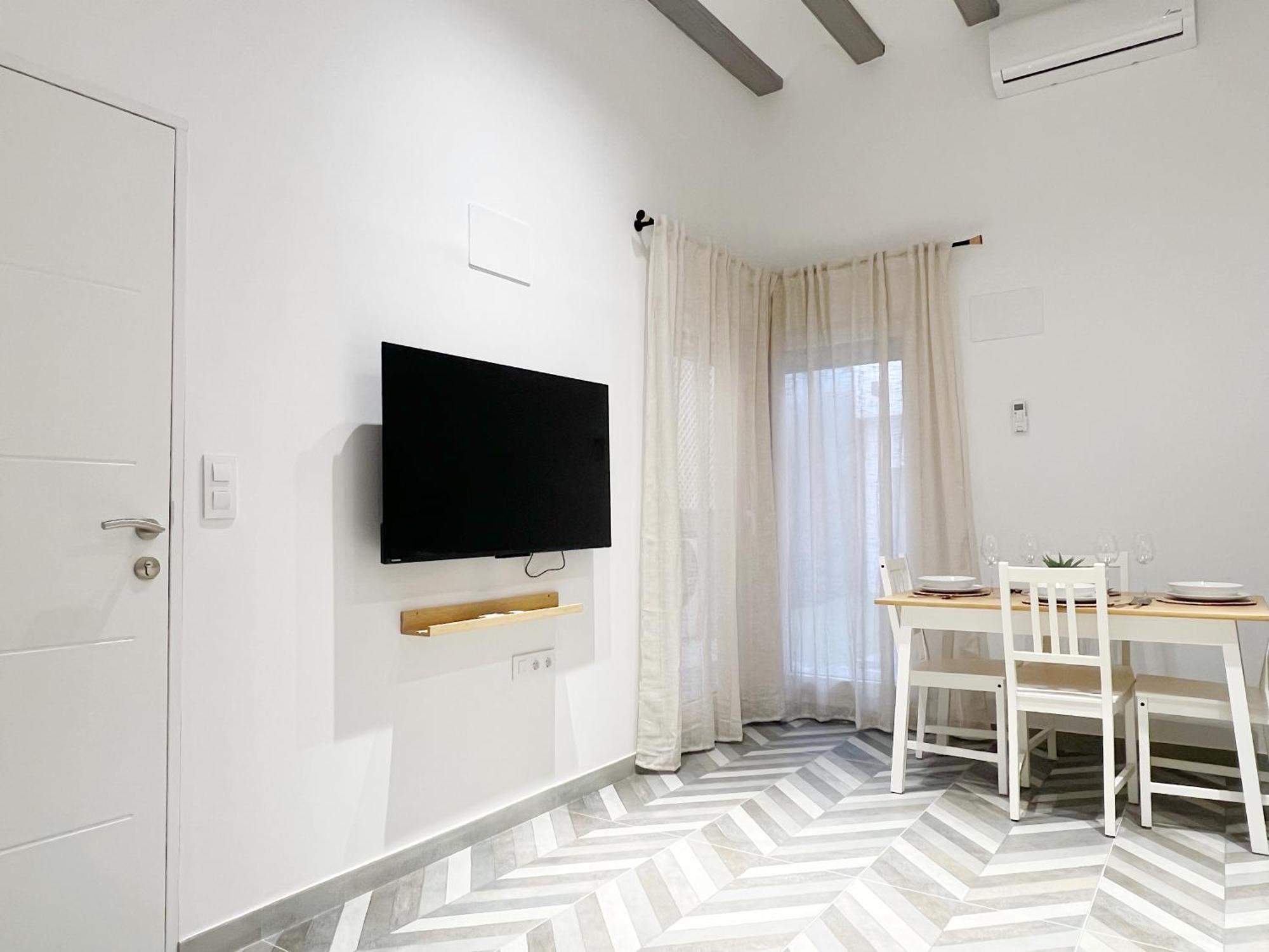Encantador Apartamento Vigas De Madera Valencia Exterior foto